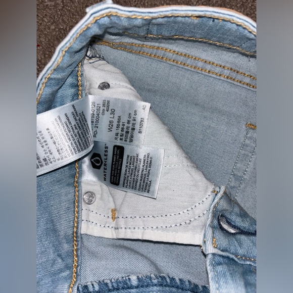 Levi’s Bootcut Jean - Picture 2 of 6